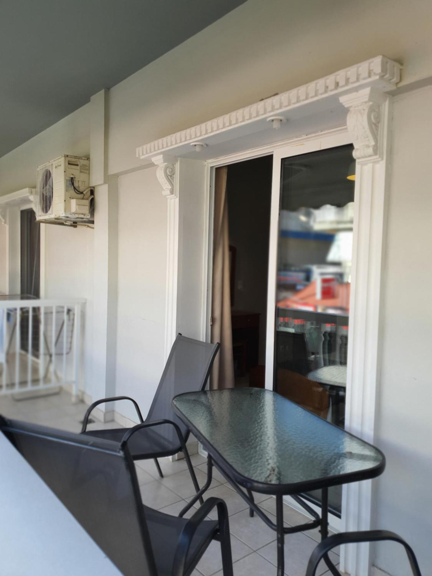 Paralía Villa Odyssia מראה חיצוני תמונה